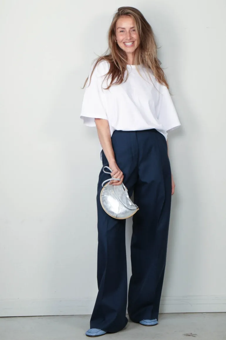 BYLOTTE Studios T-shirt - Hailey Tee - White