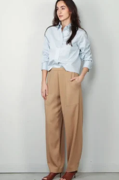 Closed Blouse - Cropped Classic Shirt - Light Sky Blue