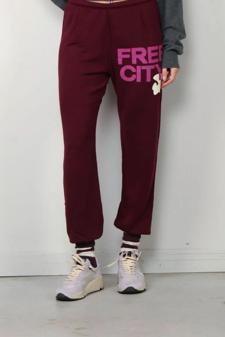 FREE CITY Jogging - Superfluff Lux OG - Deeplove Cream