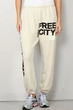FREE CITY Jogging - Superyumm OG freecityletsgo - Creamy yum
