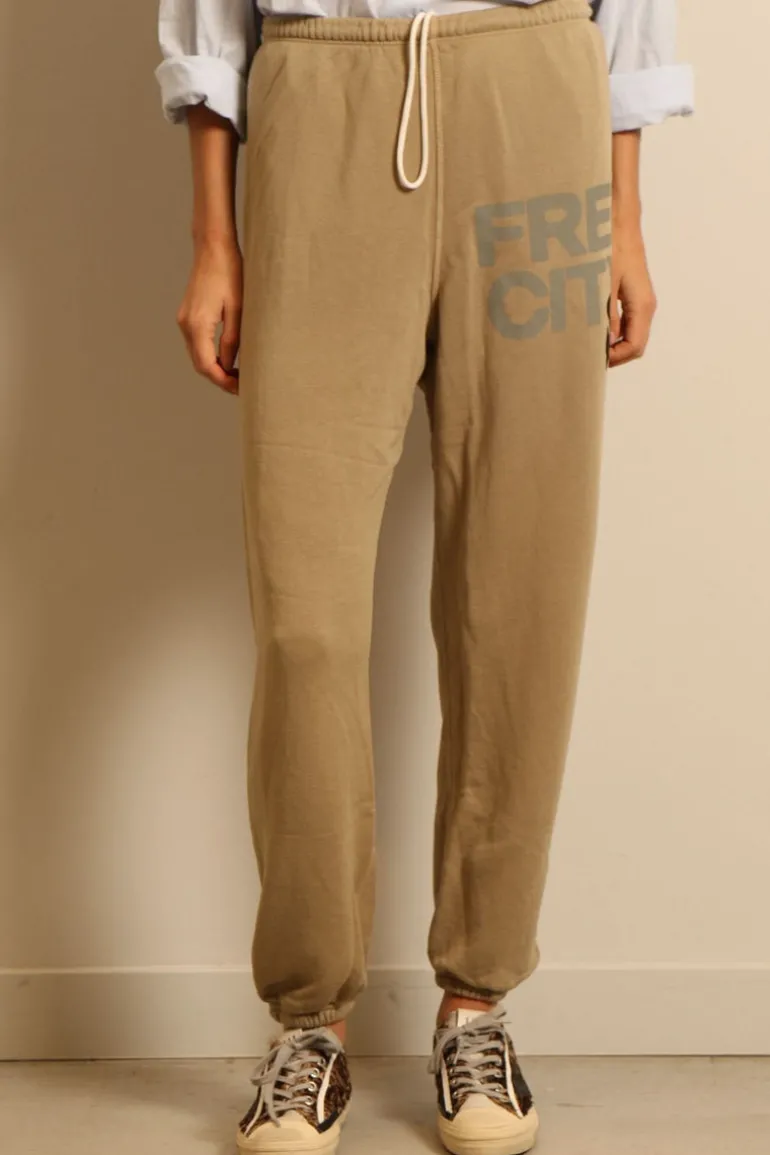 FREE CITY jogging - superfluff - wet sand