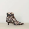 Ganni Laarsjes - Eyelets Kitten Heel Boot Satin Print - Leopard