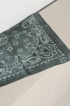 Golden Goose Foulard - Foulard Paisley Print Silk - Moss Green