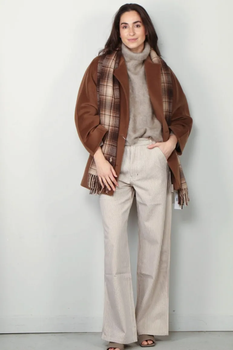 Lisa Yang Trui - Teresa - Mole Brushed