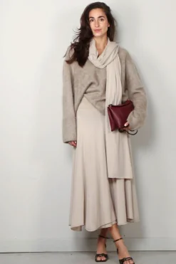 Lisa Yang Trui - Margareta -  Mole Brushed