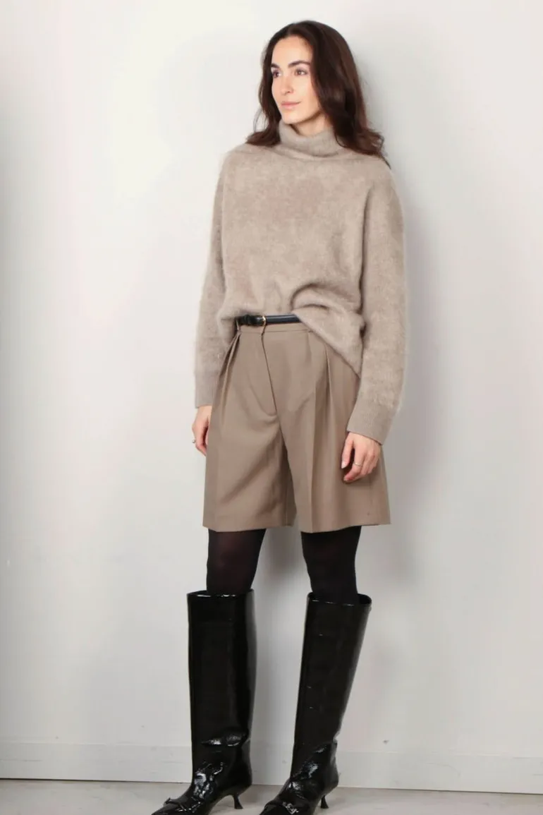 Lisa Yang Trui - Teresa - Mole Brushed