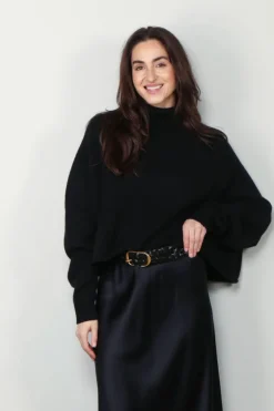 Lisa Yang Trui - Cathie - Black