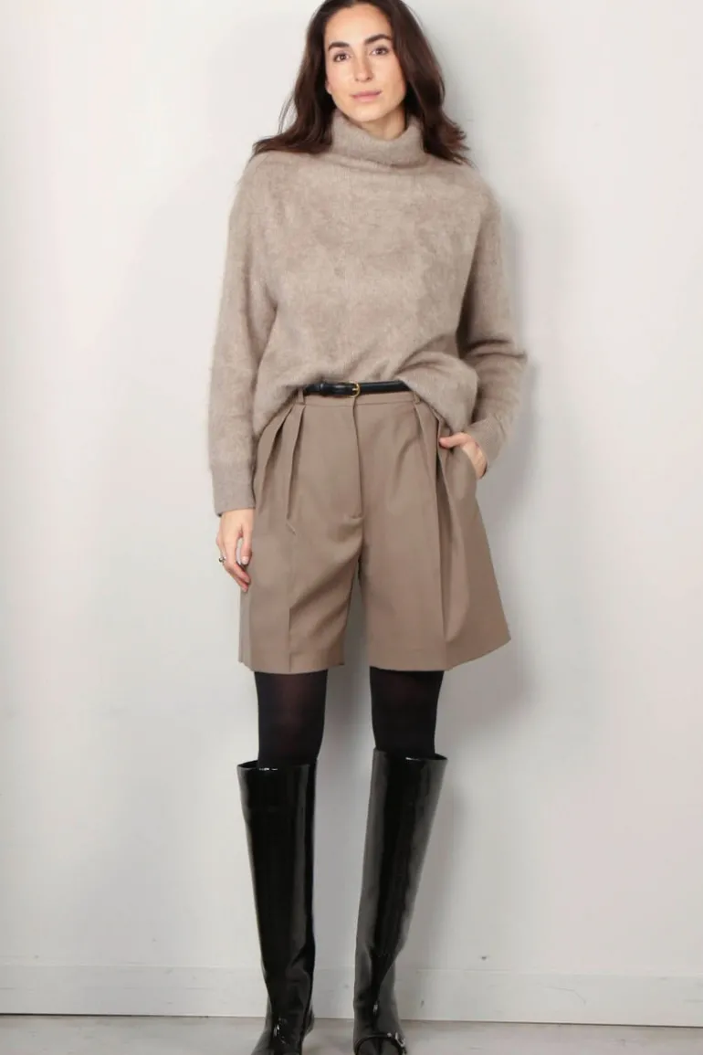 Lisa Yang Trui - Teresa - Mole Brushed