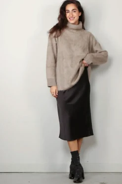 Lisa Yang Trui - Teresa - Mole Brushed