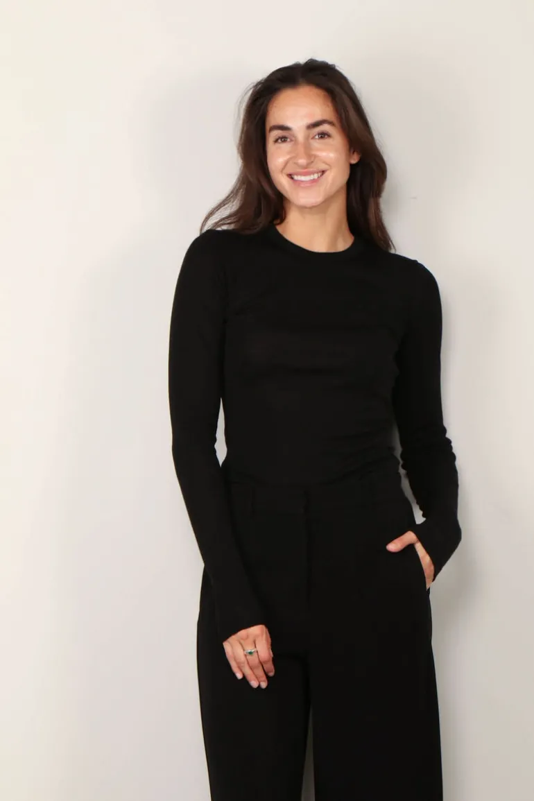 RÓHE longsleeve - Fine merino long sleeve - noir