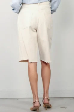 RÓHE Shorts - Baggy Fit Denim Shorts - Ecru