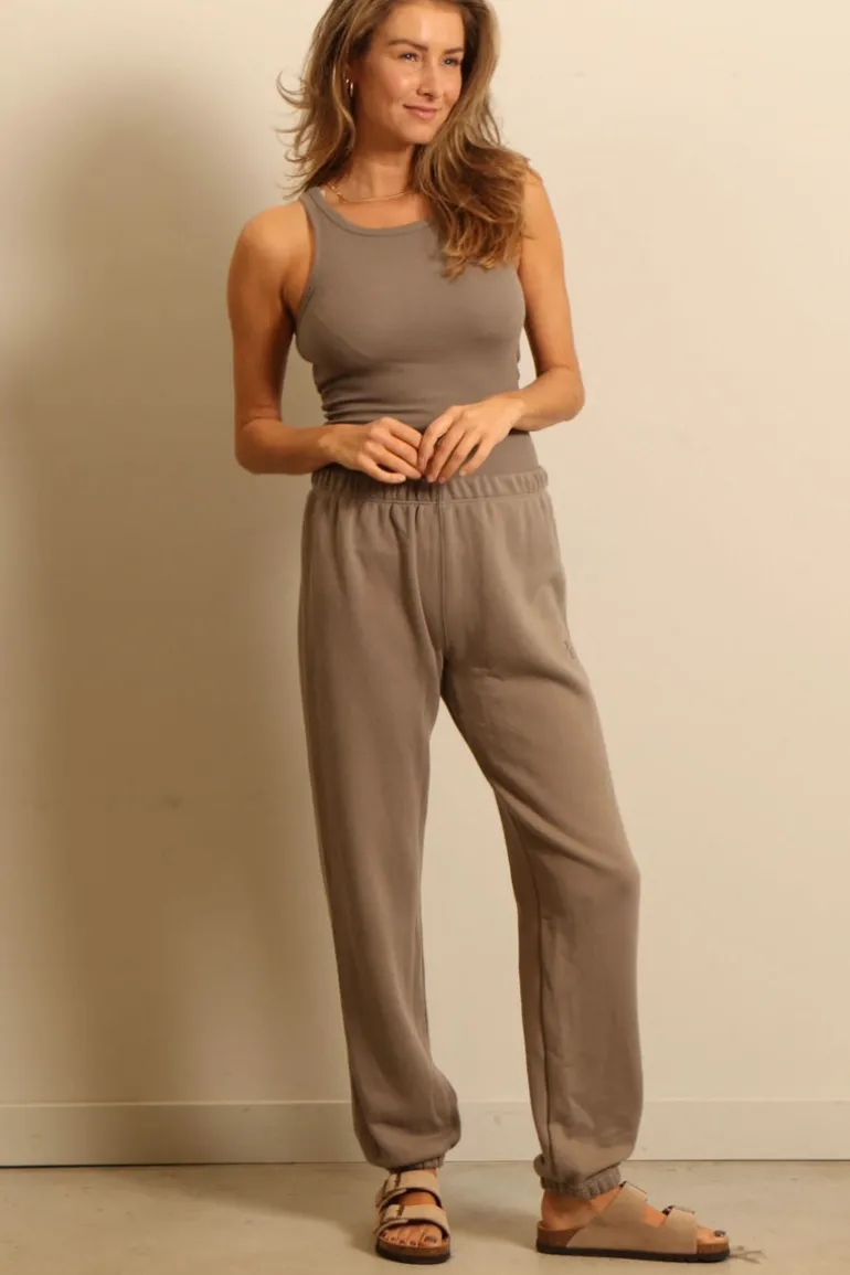 Éterne top - HIGH NECK FITTED TANK - clay