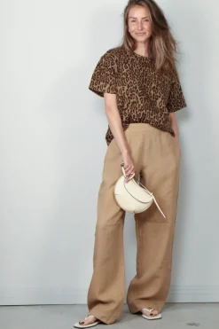 6397 T-shirt - Seamed Perfect Tee - Leopard