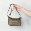 Wandler Tas - Penelope Slouch Mini - Olive crust