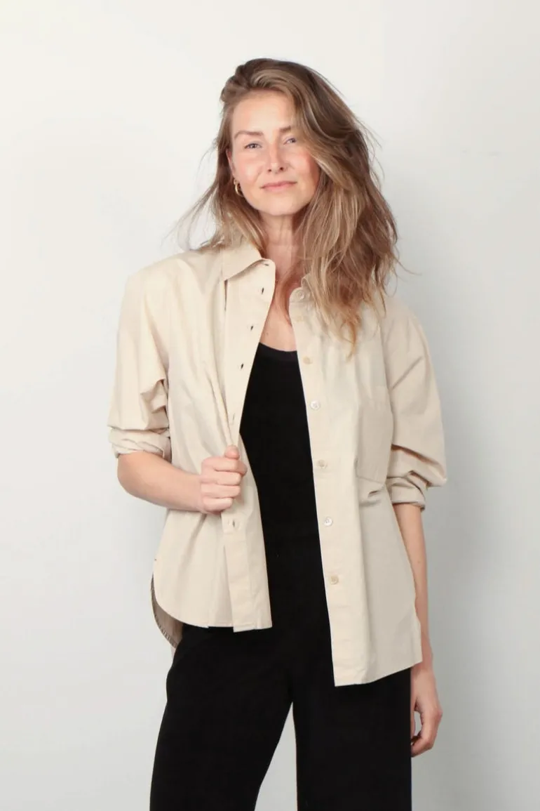 Xirena Blouse - Monroe - Sandbar
