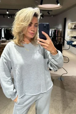 Xirena Sweater - X6WFH000 Honor - Heather grey